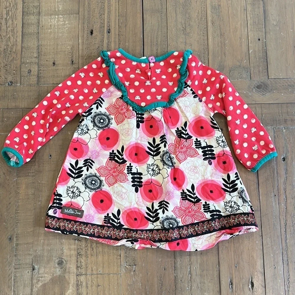 Matilda Jane red black